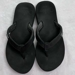 Reef cushion flip flops